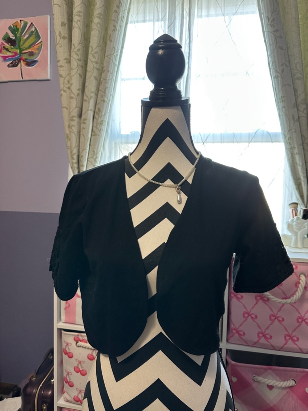 D&Co Black Short Sleeve Bolero Shrug xs